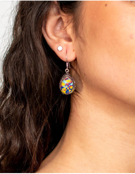 SPE0090 - Boucles d'oreilles artisanales en laiton plaqué argent avec pierre naturelle – Kimago